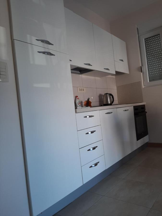 Sunset Apartment Tivat Exterior photo
