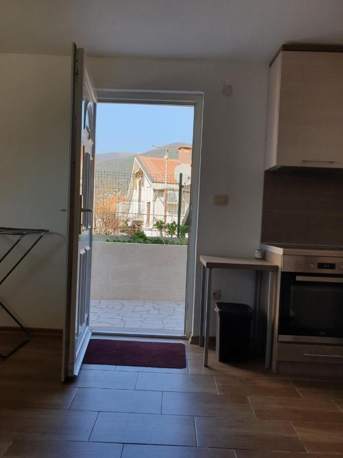 Sunset Apartment Tivat Exterior photo